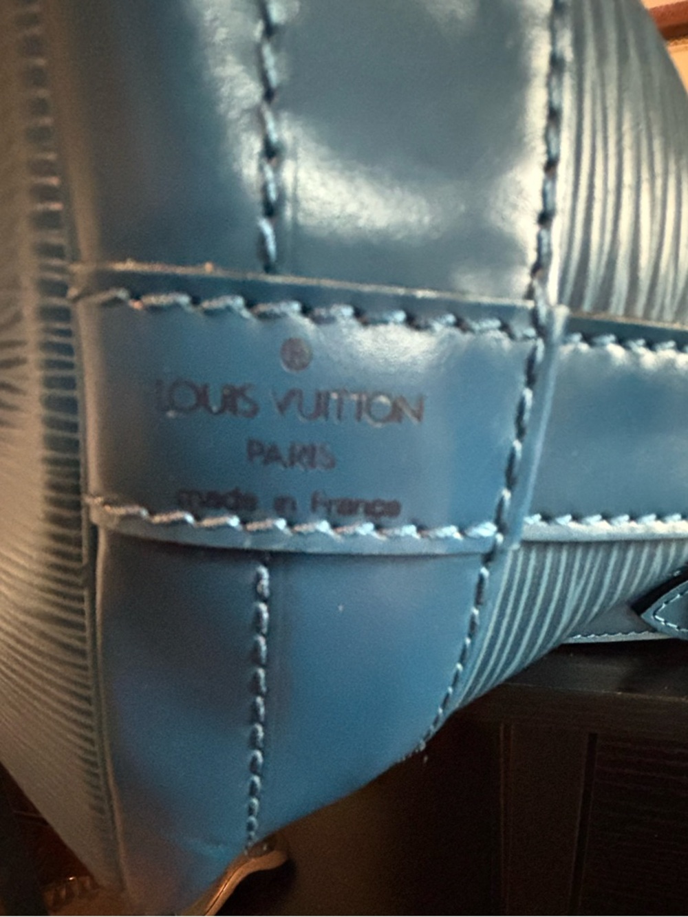 Authentic Louis Vuitton Toledo Blue Epi Leather Noé – Pristine Vintage Condition - Picture 11 of 11